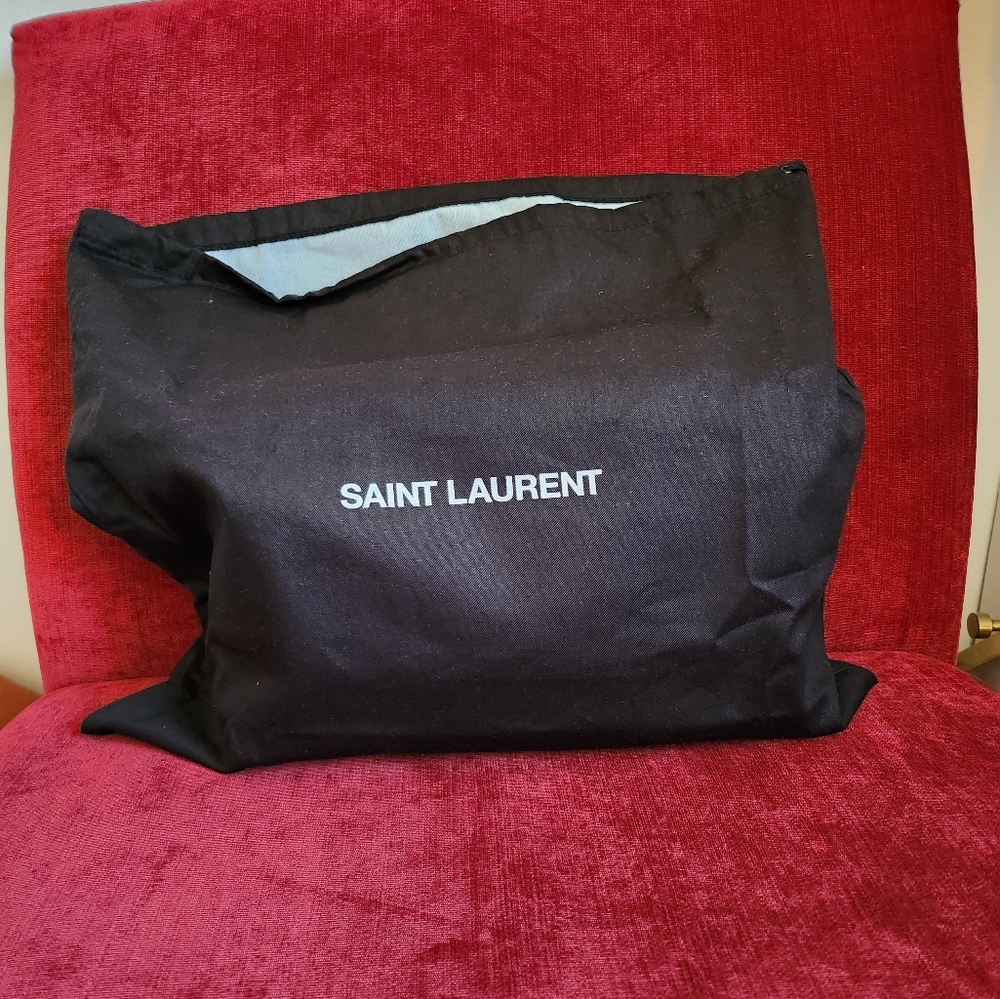 Saint Laurent Small Puffer Bag - Picture 7 of 16
